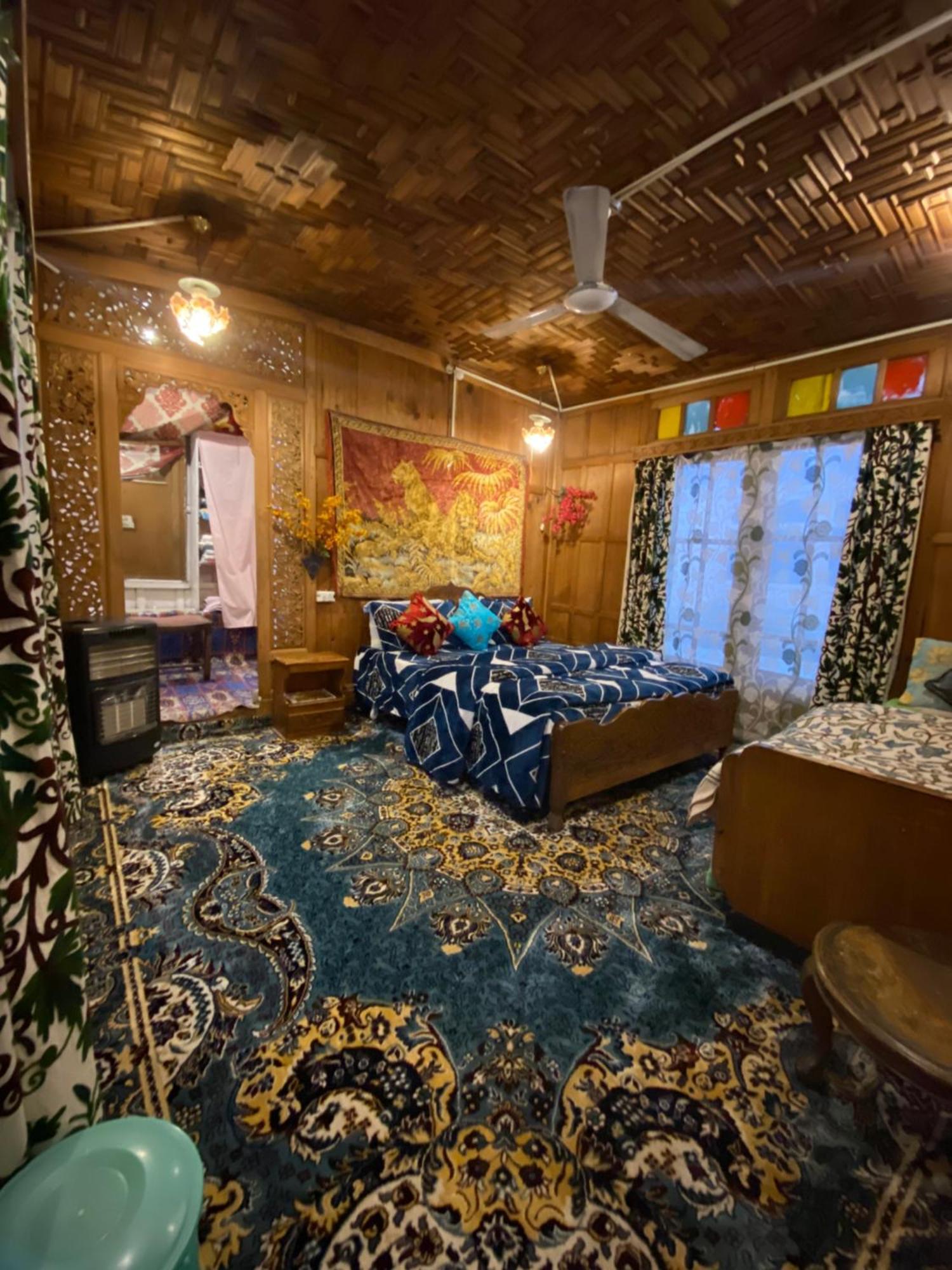 Lake Palace Group Of House Boats Srinagar  Luaran gambar