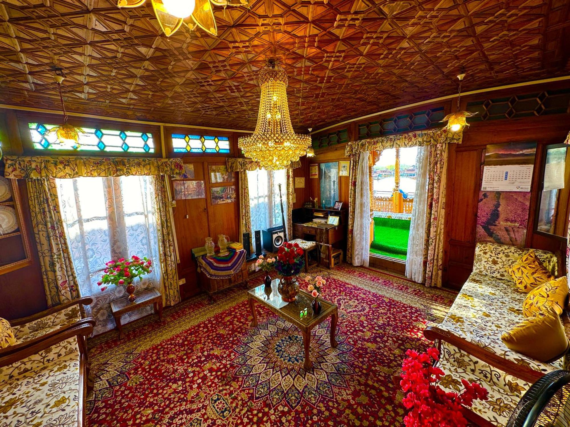 Lake Palace Group Of House Boats Srinagar  Luaran gambar