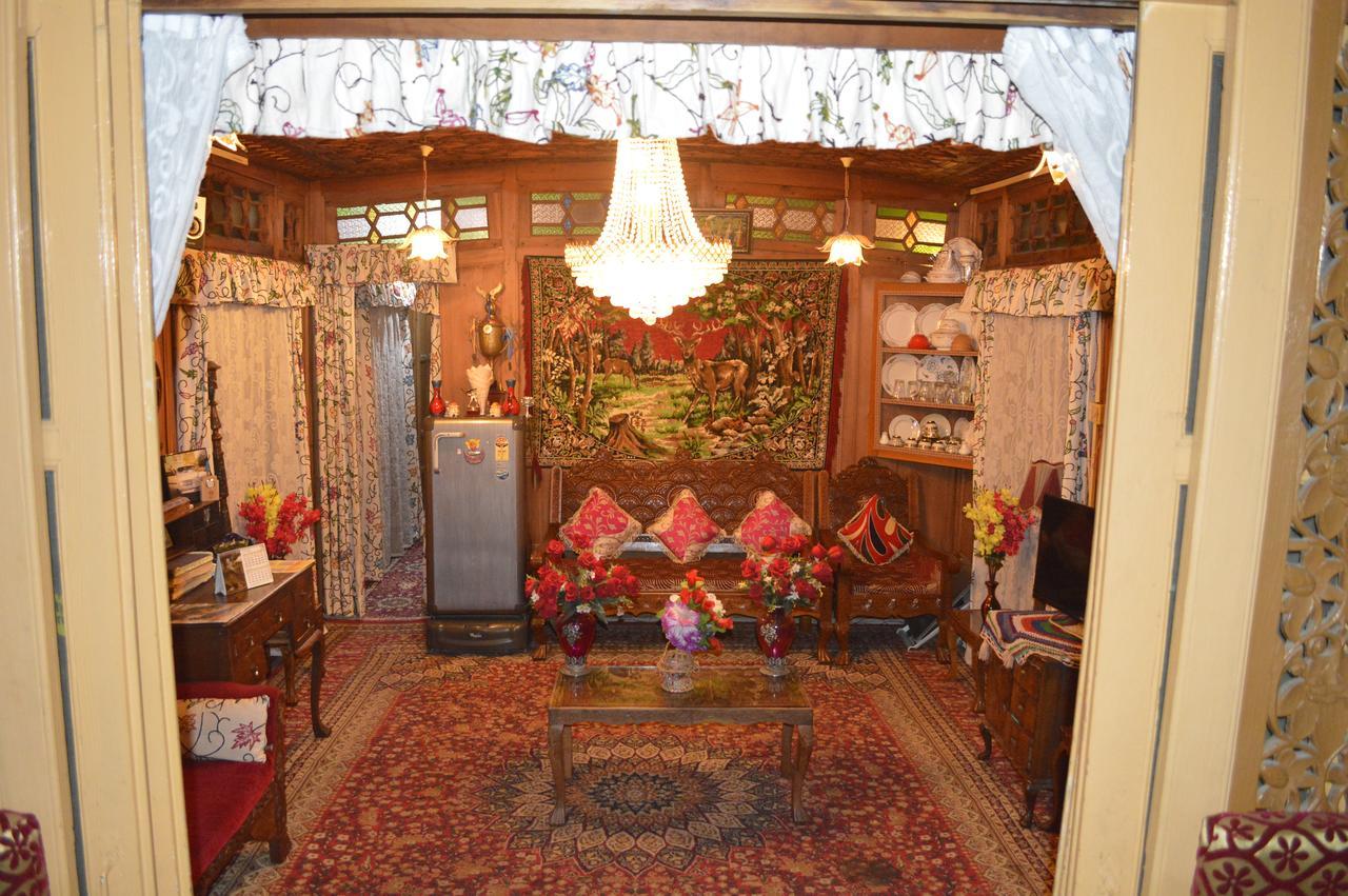 Lake Palace Group Of House Boats Srinagar  Luaran gambar