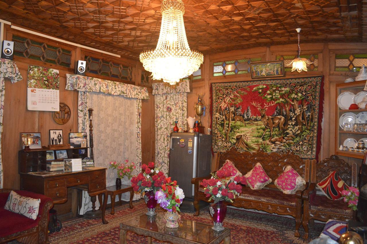 Lake Palace Group Of House Boats Srinagar  Luaran gambar