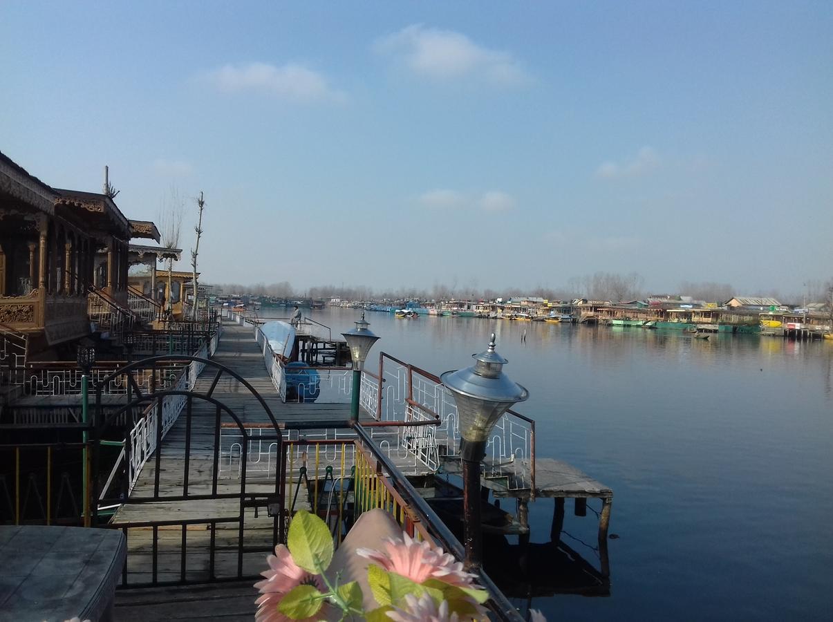 Lake Palace Group Of House Boats Srinagar  Luaran gambar