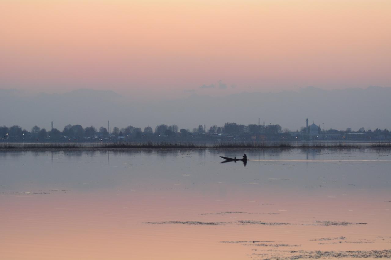 Lake Palace Group Of House Boats Srinagar  Luaran gambar