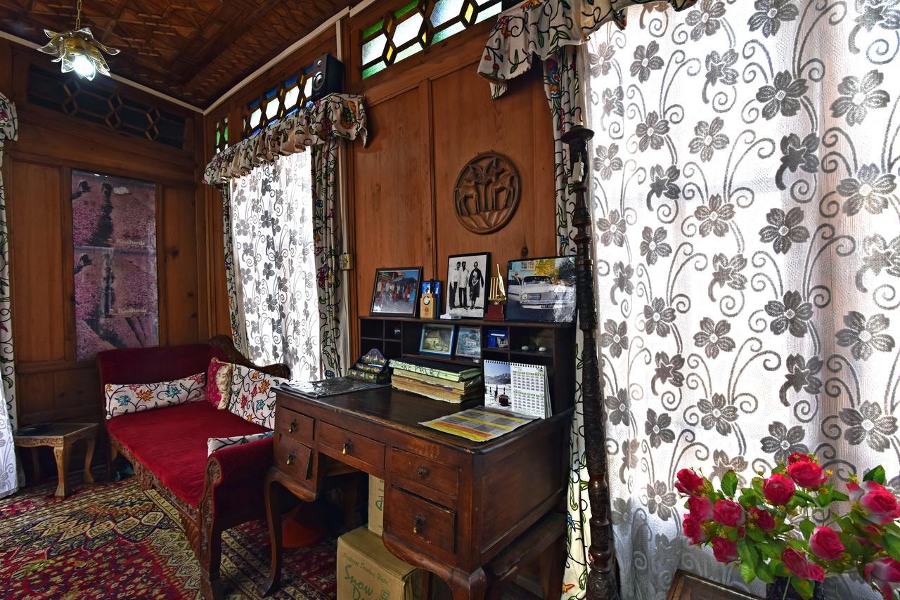 Lake Palace Group Of House Boats Srinagar  Luaran gambar